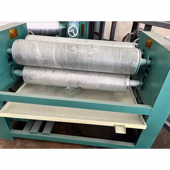 Espalhador de cola folheada em linha de fabricação de madeira compensada com marcação CE